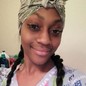 Meet your Posher, Janelle